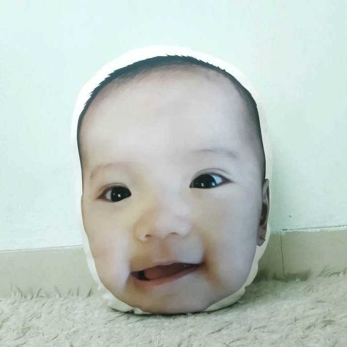 manfaat-dan-beragam-penggunaan-boneka-custom - Harga Boneka Custom Foto Wajah: Panduan Lengkap dan Terpercaya