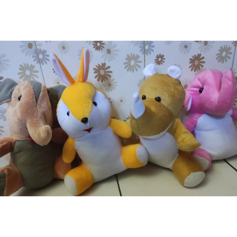 Pilih Boneka Karakter Favorit Usia 3 Tahun yang Aman & Edukatif