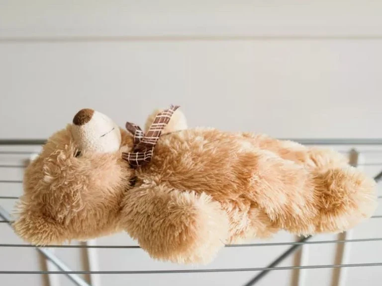 Cara Merawat Boneka Kain Minky Agar Awet dan Aman Anak